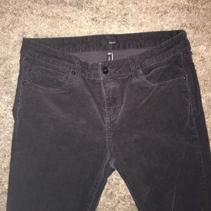 Edyson Black Corduroy crop pants.